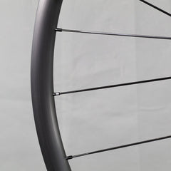 Rennrad-Aluminiumrad mit Scheibenbremse